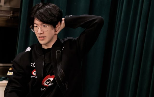 YEKINDAR ： “我回来了。不是开玩笑”