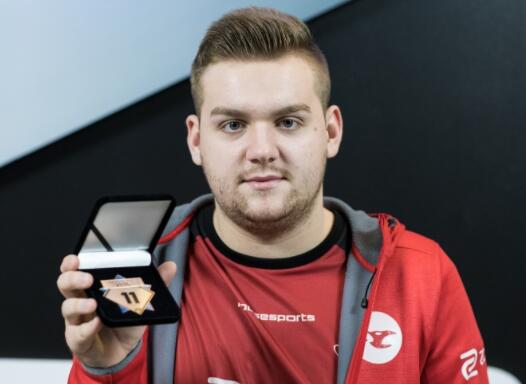 NS与DK转会争议告终，联合声明：NS已向Ghost选手正式道歉