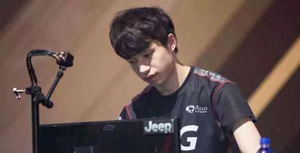 Liquid 以 2-1 战胜 3DMAX ，成功晋级 ESL Pro League S21 季后赛。